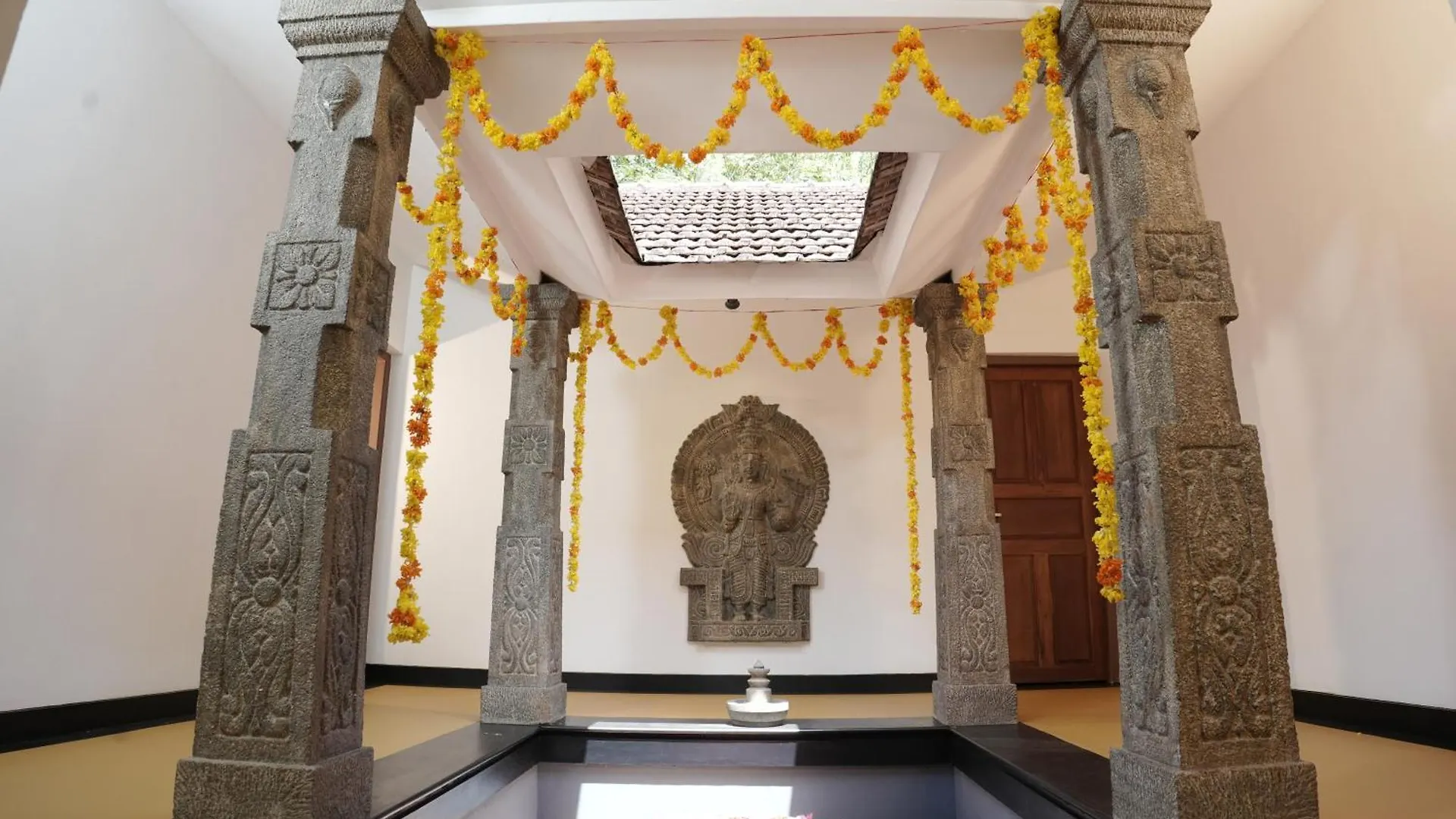 Ananda Marari Villa Alappuzha